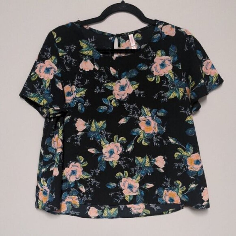 Xhilaration Short Sleeve Blouse 